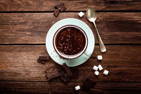 Cioccolata calda cremosa e gustosa: tutti i modi per prepararla a casa